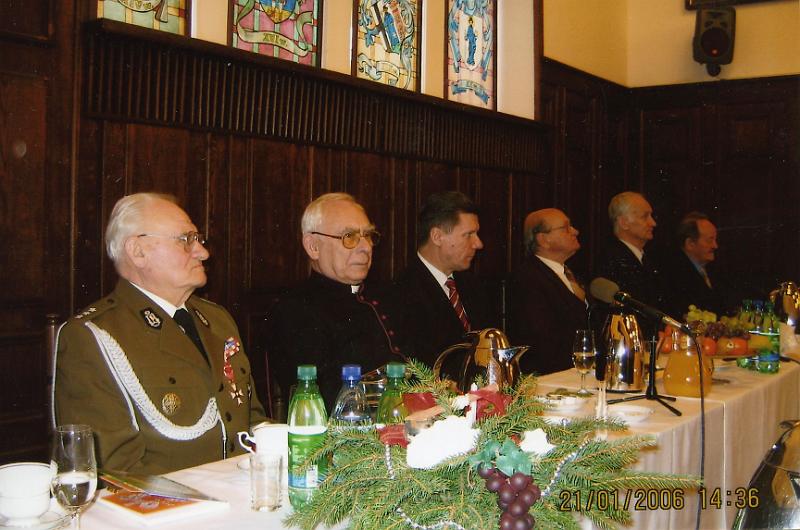 KKE 3291.jpg - Spotkanie opłatkowe TMWiP u prezydenta Olsztyna Jerzego Małkowskiego, Olsztyn, 2006 r.
